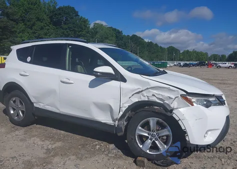 2015 Toyota Rav4 Xle from USA, damaged, VIN JTMWFREV4FJ055863